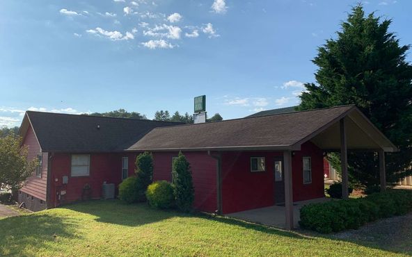 3222 NC 69, Hayesville, NC 28904